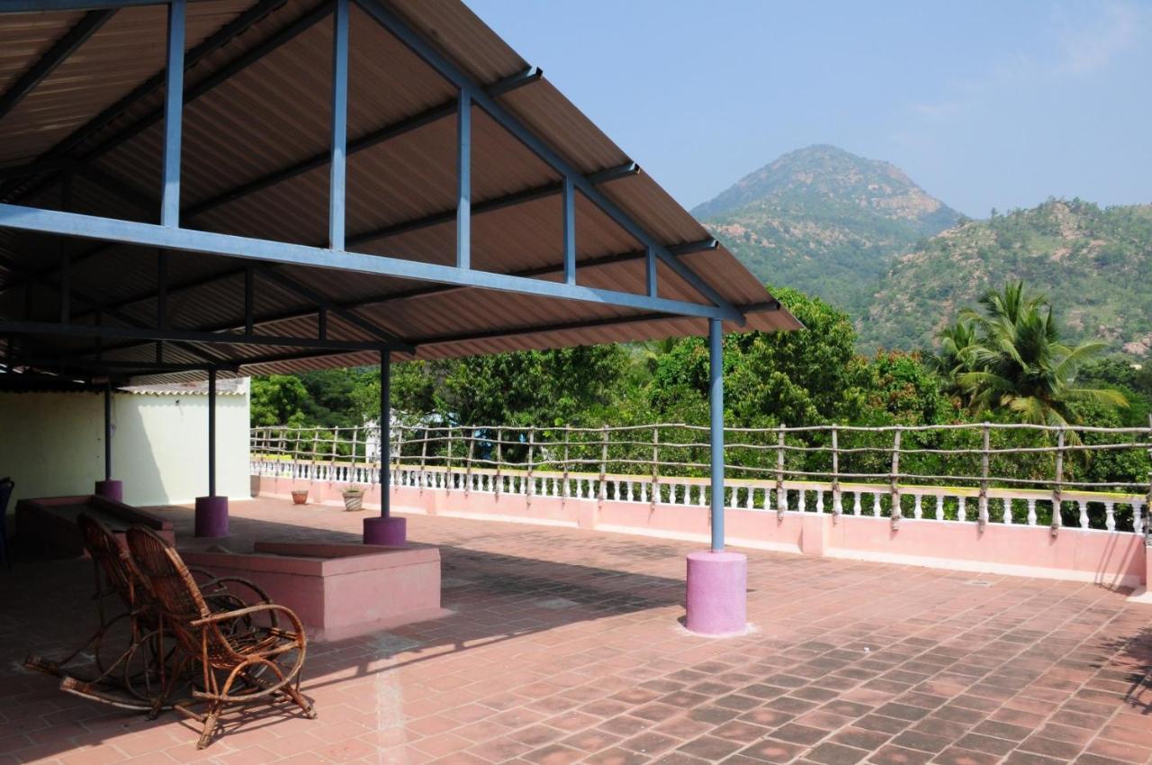 Arunachala Ramana Home Tiruvannāmalai Exteriör bild